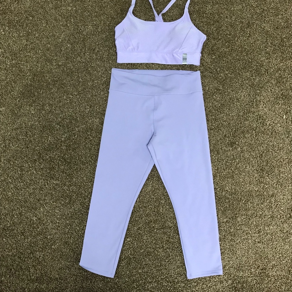 💜Lilac Workout Set 💜 - Picture 8 of 8